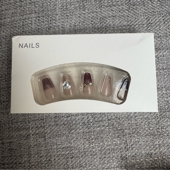 💅 Press On Nails Bundle – Brand New 💅 - Picture 2 of 9